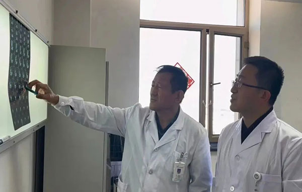 省内首例!应用TAMIS无创切除直肠肿瘤——齐齐哈尔市第一医院在省内率先开展经肛门微创手术(TAMIS)治疗早期直肠癌